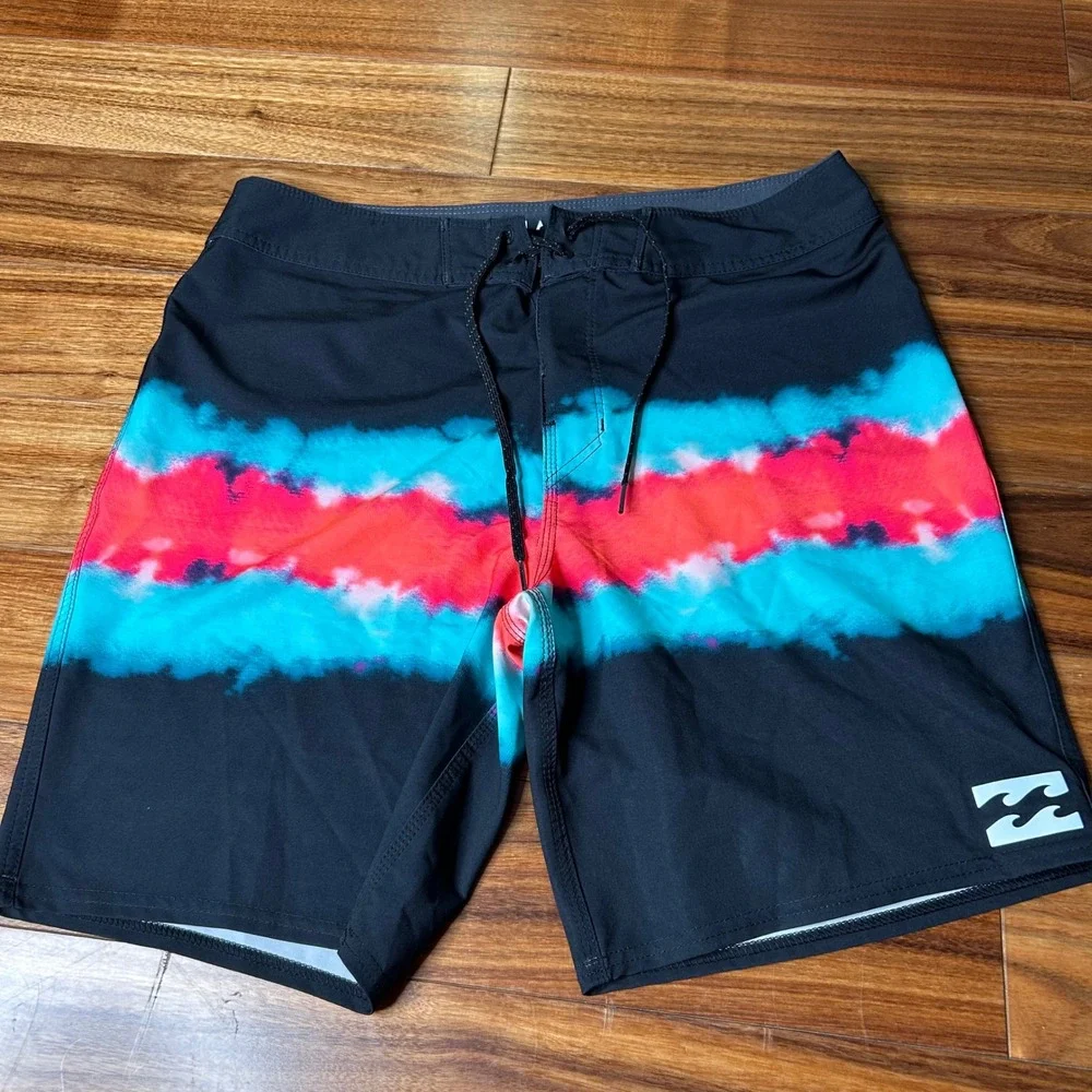 Billabong Platinum X Sundays Board Shorts Men's Size 32 Tie Dye Swim‎ Trunks